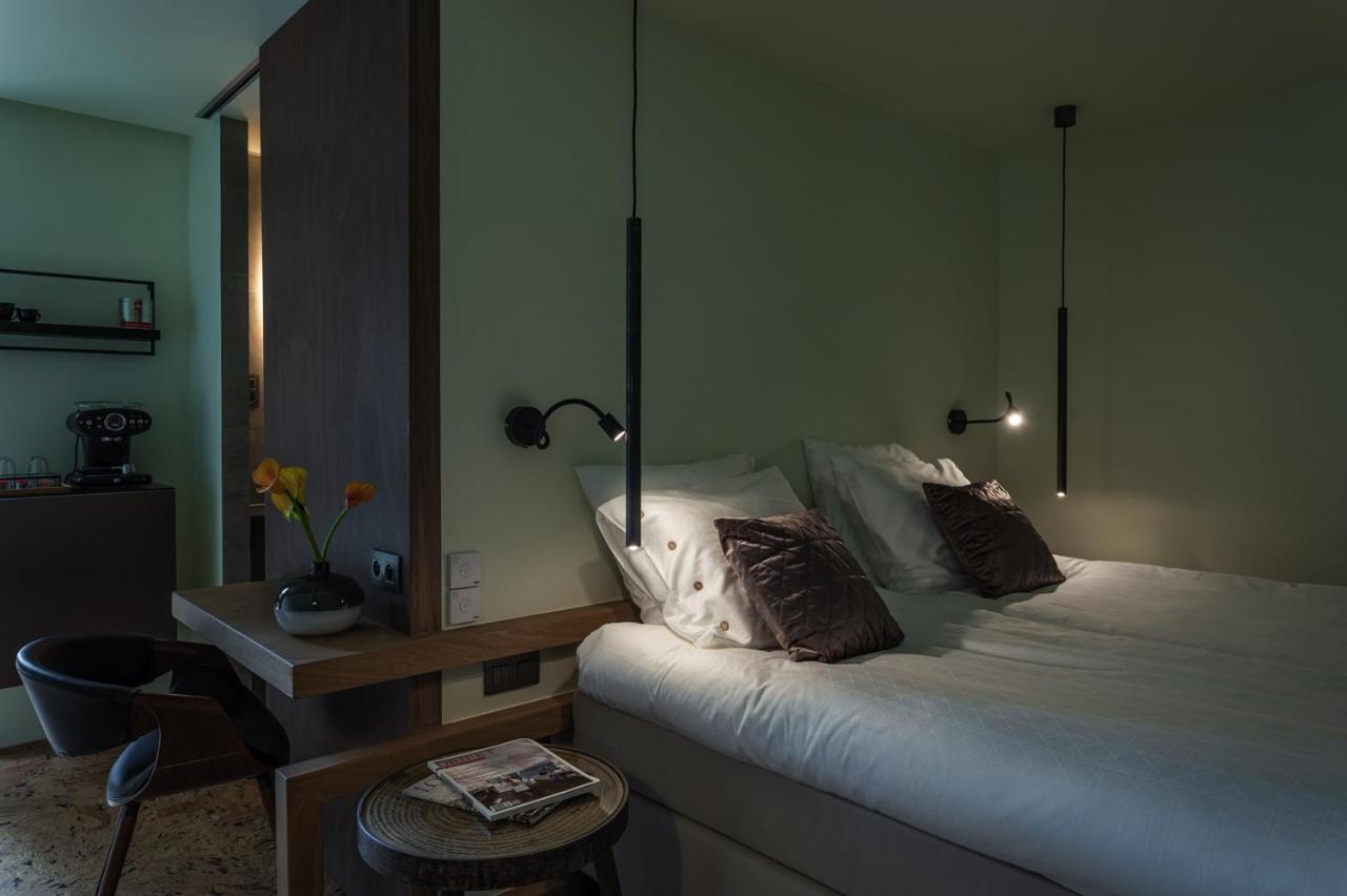 Bed & Breakfast Nummer5 Heusden-Zolder エクステリア 写真