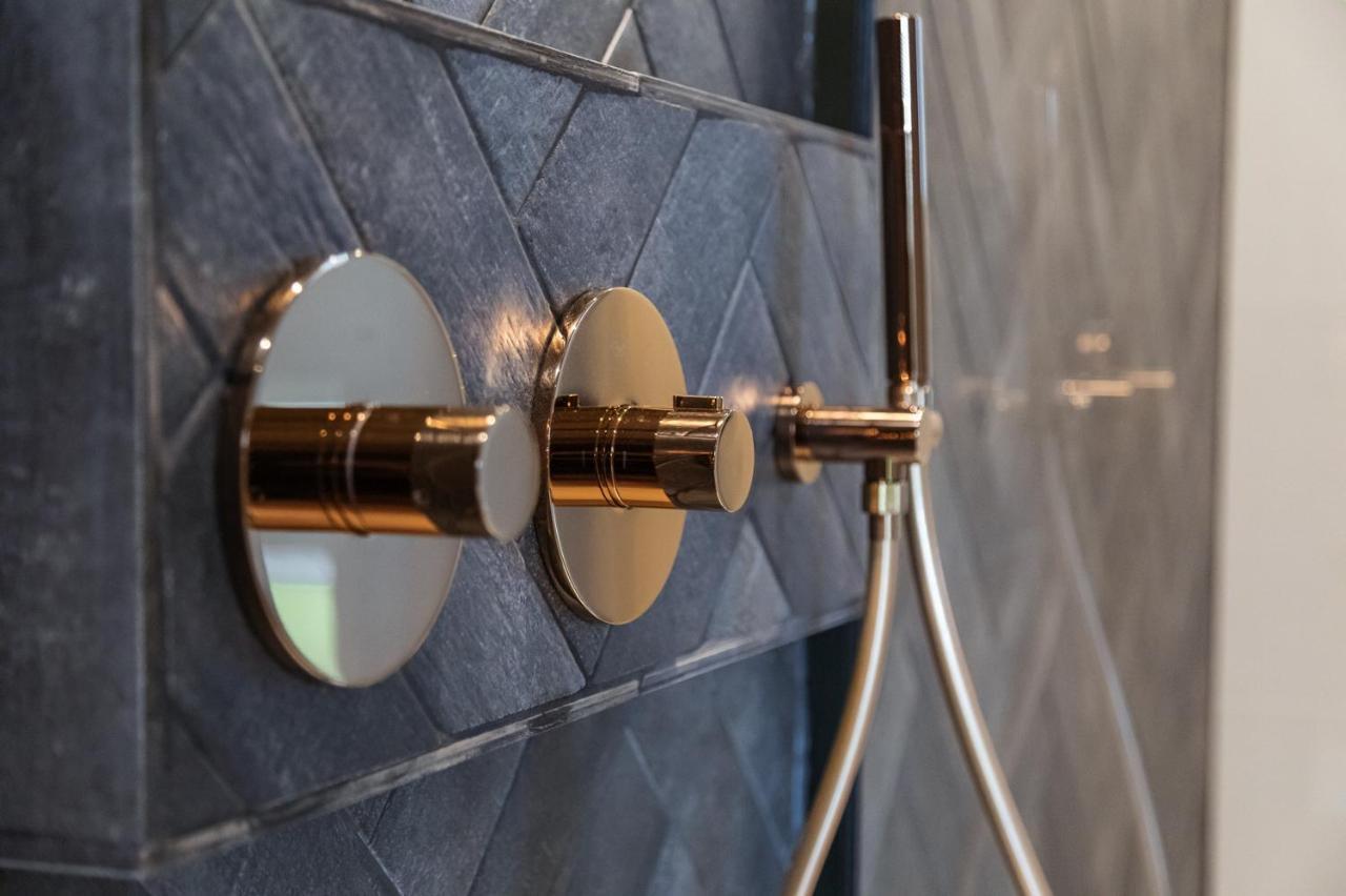 Bed & Breakfast Nummer5 Heusden-Zolder エクステリア 写真
