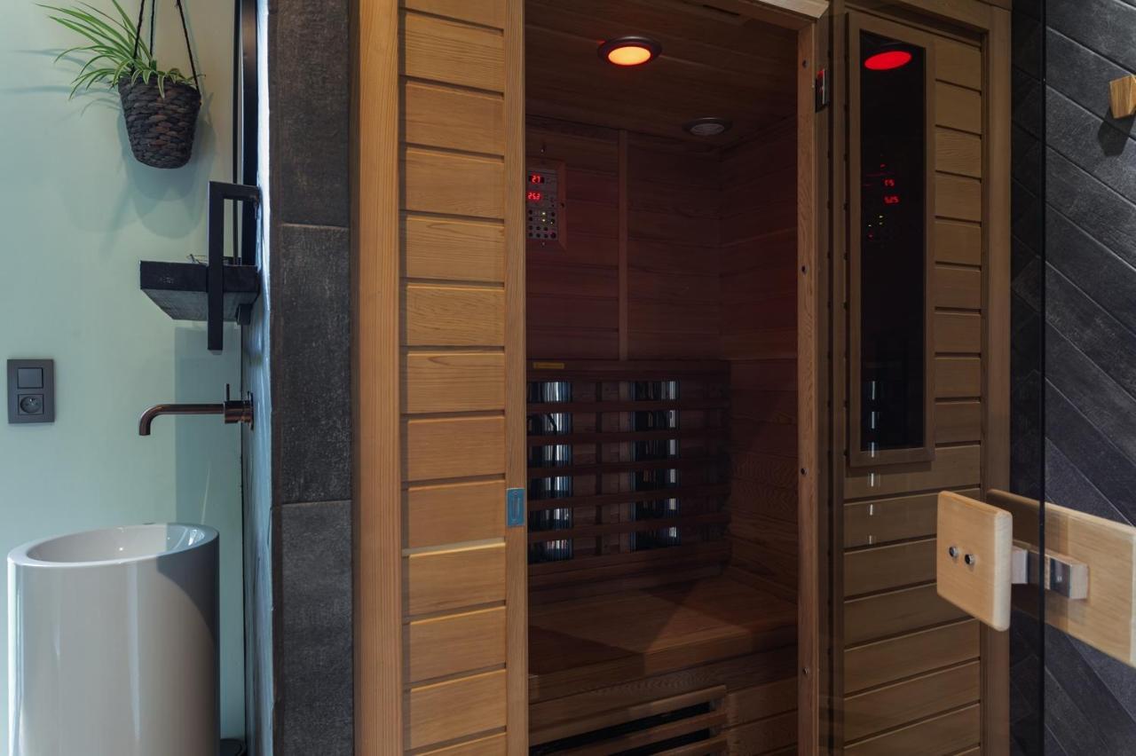 Bed & Breakfast Nummer5 Heusden-Zolder エクステリア 写真
